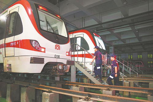 以?shī)^斗姿態(tài)書寫愛國(guó)情懷